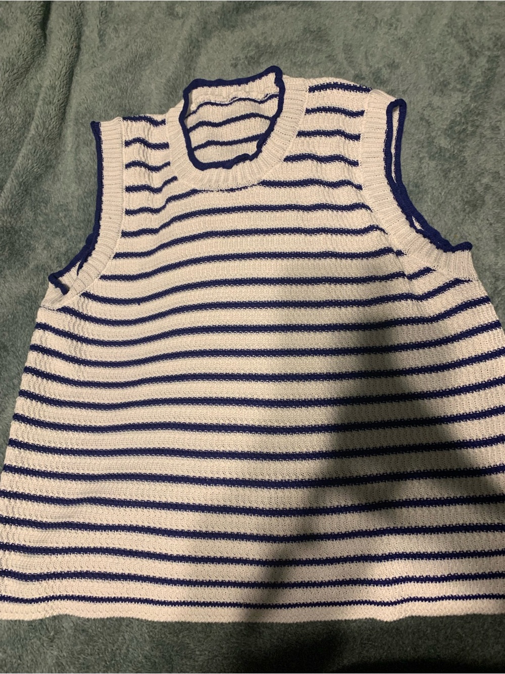 SHEIN White and Blue Striped Knit Sleeveless Sweater Vest